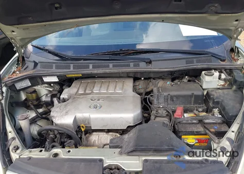 2010 Toyota Sienna Ce/Le from USA, damaged, VIN 5TDKK4CC6AS320647